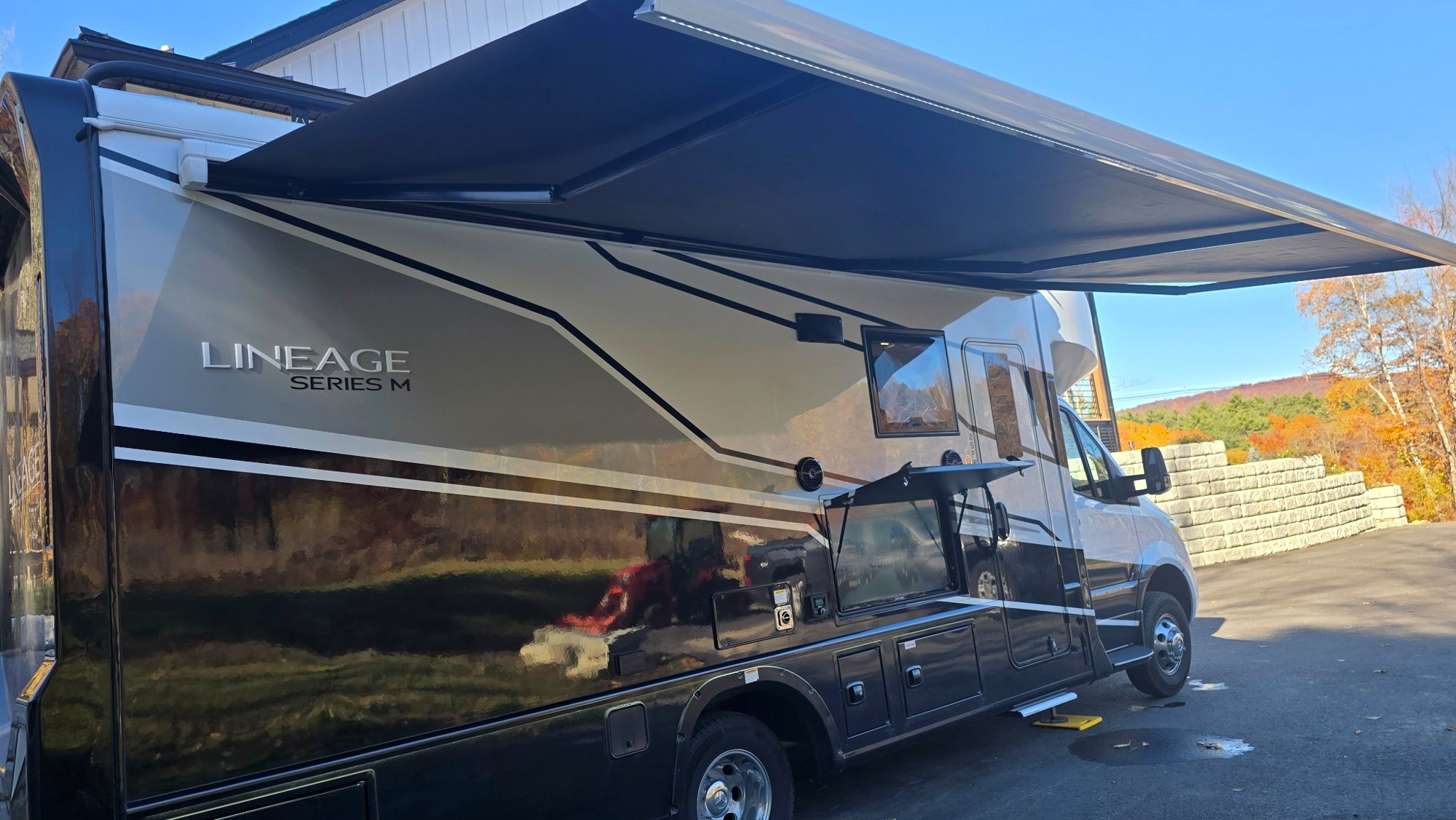 Outdoor awning